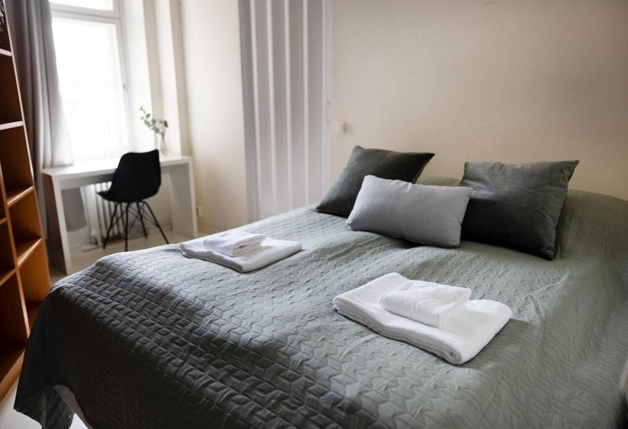 2Ndhomes City Center 2Br Apartment With Balcony And Sauna By Kaisaniemi Park ヘルシンキ エクステリア 写真