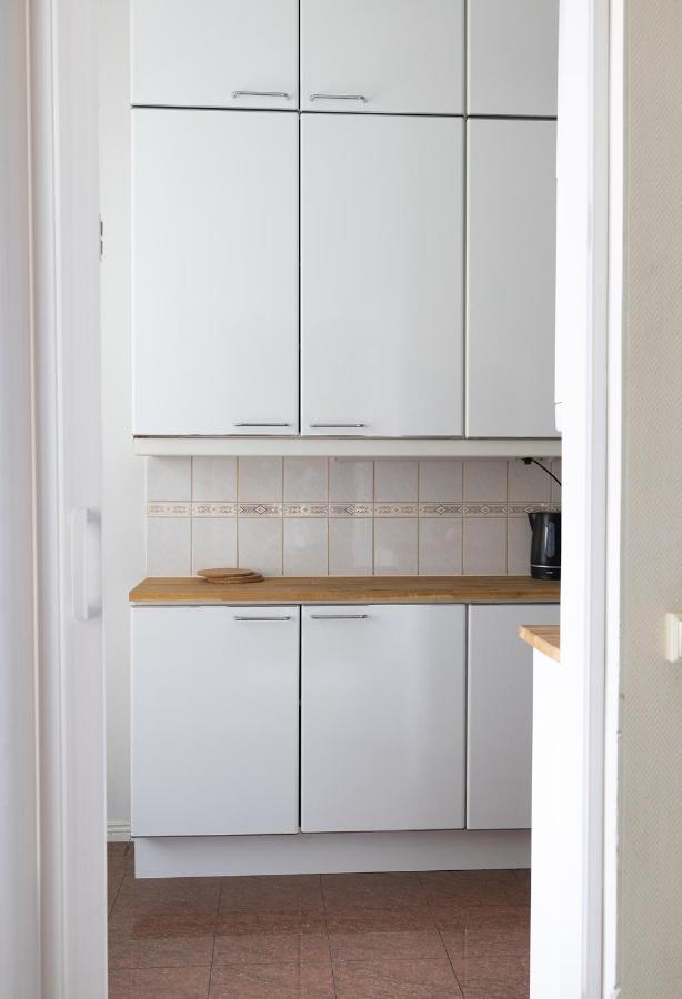 2Ndhomes City Center 2Br Apartment With Balcony And Sauna By Kaisaniemi Park ヘルシンキ エクステリア 写真
