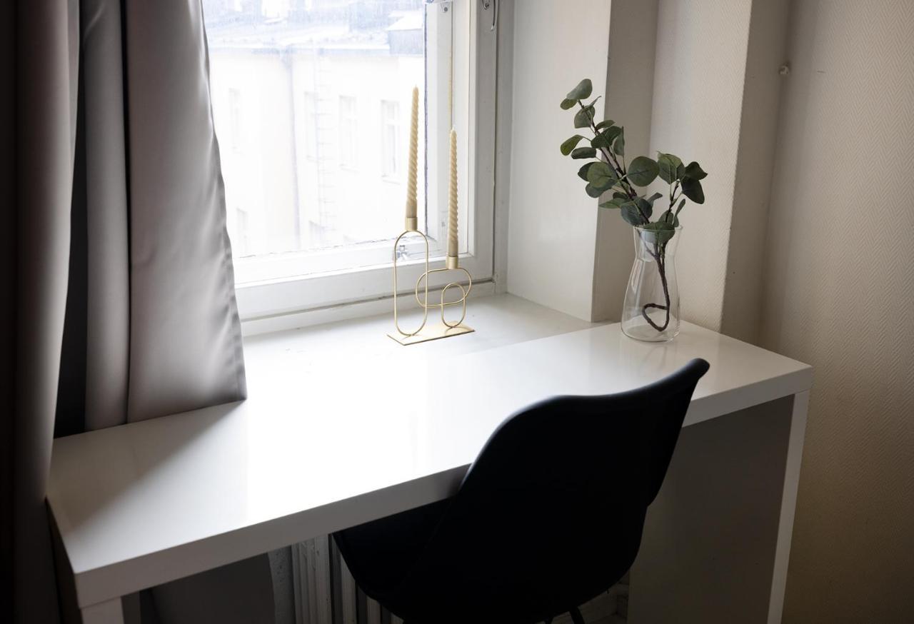2Ndhomes City Center 2Br Apartment With Balcony And Sauna By Kaisaniemi Park ヘルシンキ エクステリア 写真