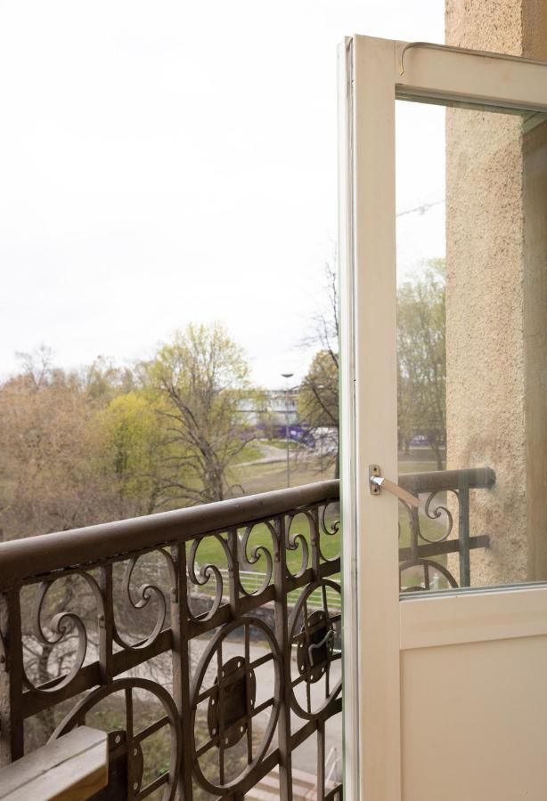 2Ndhomes City Center 2Br Apartment With Balcony And Sauna By Kaisaniemi Park ヘルシンキ エクステリア 写真